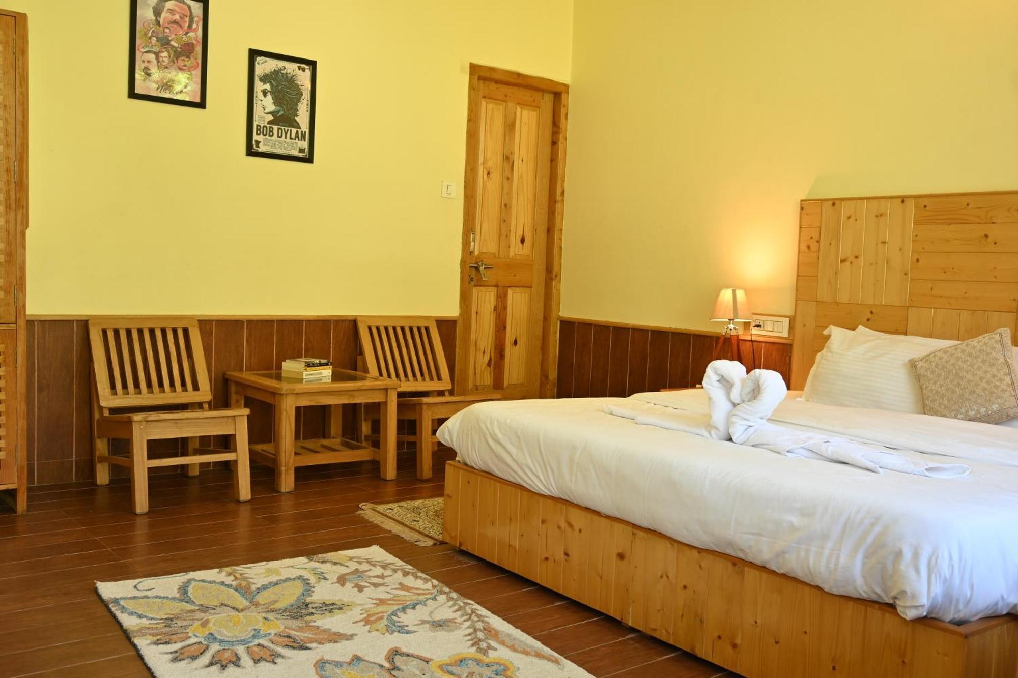 Cascade Mountain Retreat Manali住宿加早餐旅馆 外观 照片